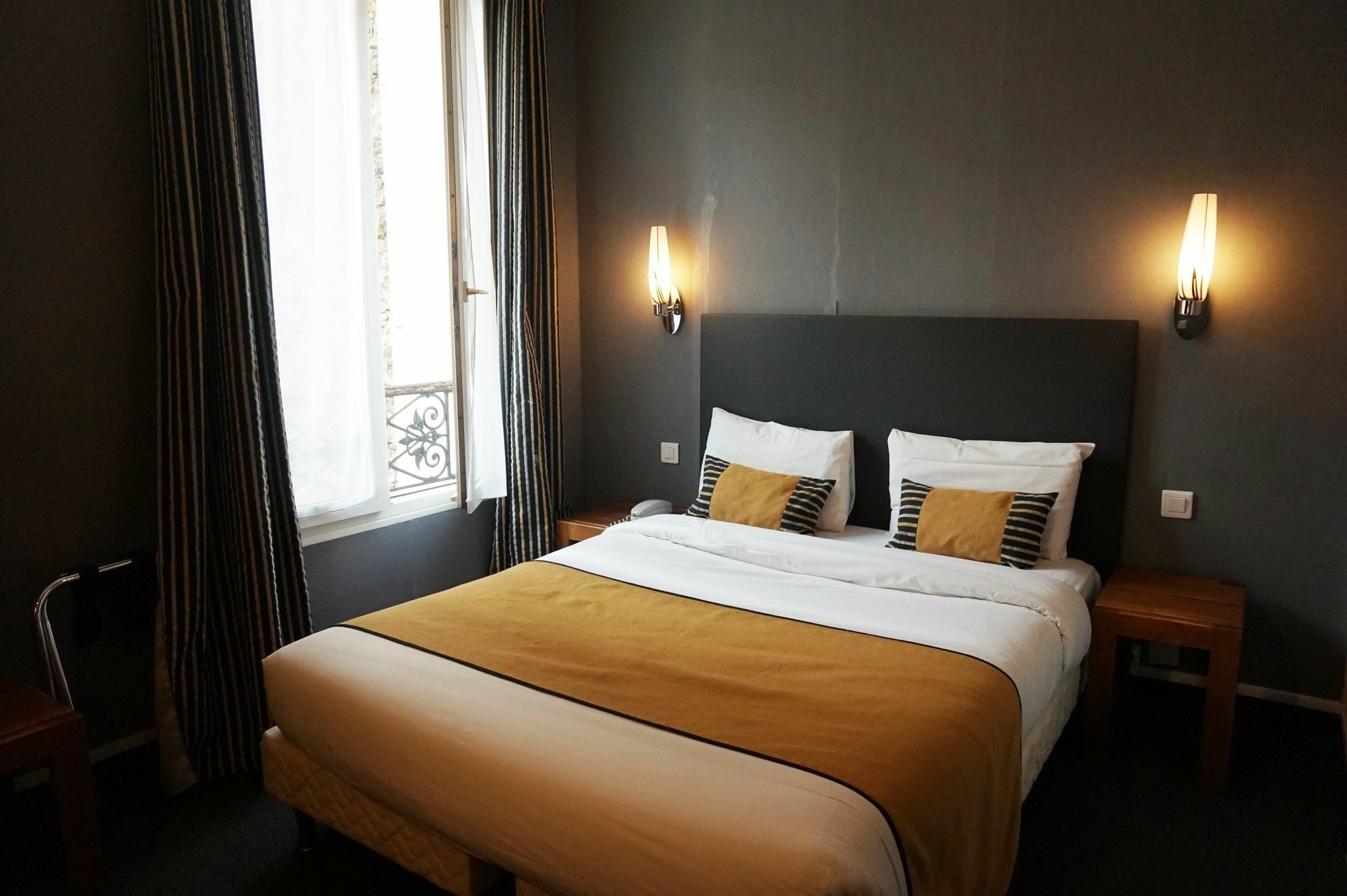 Hotel Istria Parijs
